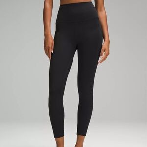 Lululemon Align leggings with pockets. Sz 6. Black.